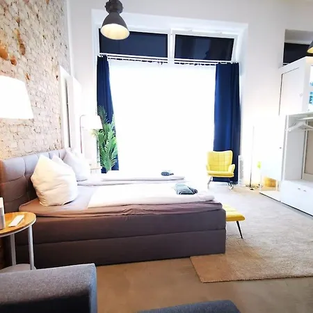 Sc 00 Loft By Rockchair L Superhost Status L Unique & Style Loft 205 Sqm 2 Floors Tablefootball Tabletennis 3 Bathrooms Boxspringbeds Welcomes You! Apartment