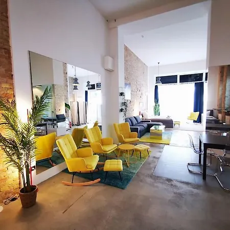 Sc 00 Loft By Rockchair L Superhost Status L Unique & Style Loft 205 Sqm 2 Floors Tablefootball Tabletennis 3 Bathrooms Boxspringbeds Welcomes You! Apartment *