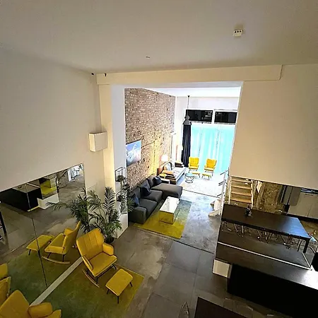 アパート Sc 00 Loft By Rockchair L Superhost Status L Unique & Style Loft 230 Sqm 2 Floors Tablefootball Tabletennis 3 Bathrooms Boxspringbeds Welcomes You!