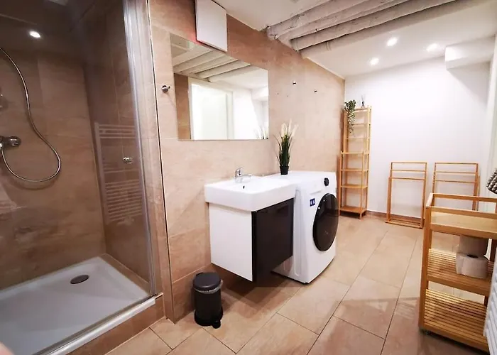 Apartament Sc 00 Loft By Rockchair L Superhost Status L Unique & Style Loft 230 Sqm 2 Floors Tablefootball Tabletennis 3 Bathrooms Boxspringbeds Welcomes You! *