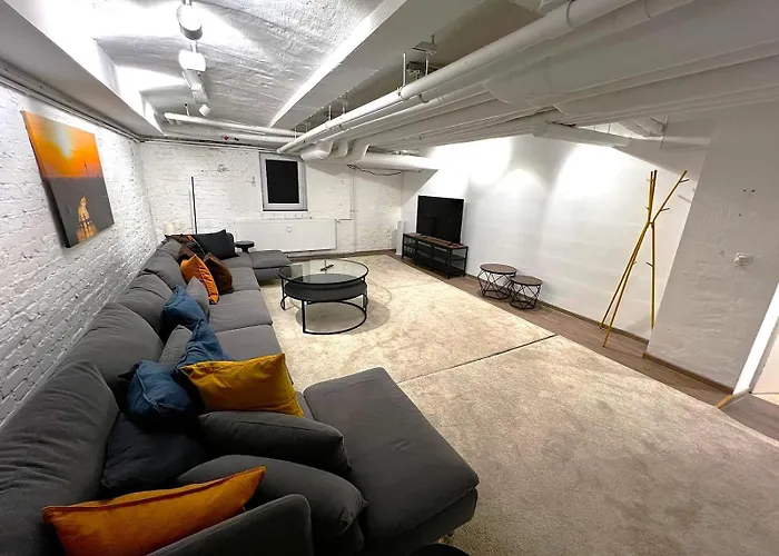 Apartamento Sc 00 Loft By Rockchair L Superhost Status L Unique & Style Loft 230 Sqm 2 Floors Tablefootball Tabletennis 3 Bathrooms Boxspringbeds Welcomes You! *