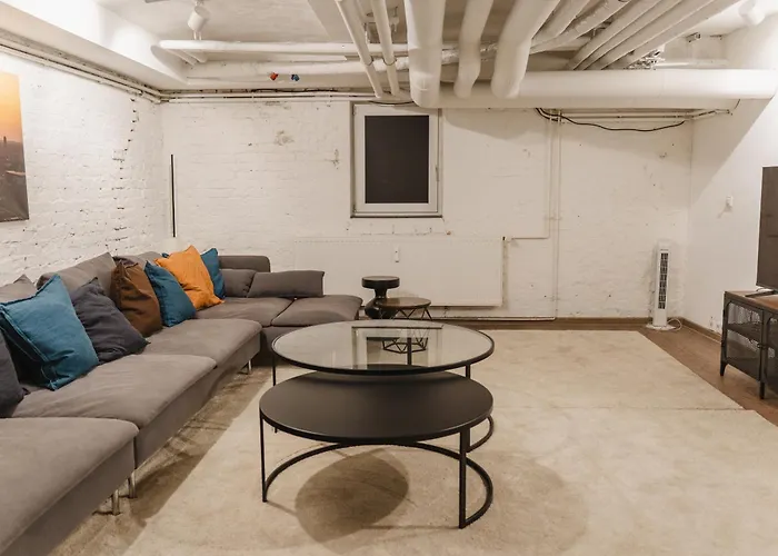 דירה Sc 00 Loft By Rockchair L Superhost Status L Unique & Style Loft 230 Sqm 2 Floors Tablefootball Tabletennis 3 Bathrooms Boxspringbeds Welcomes You! ברלין