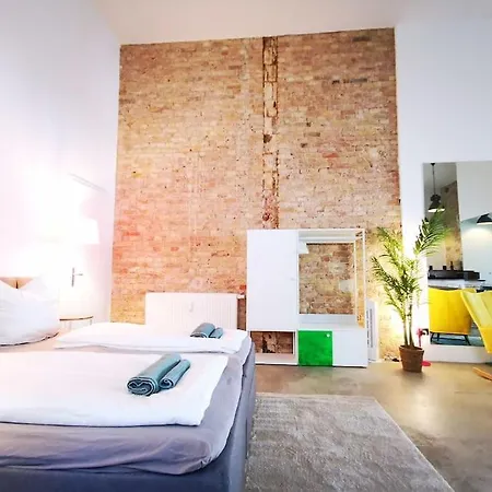 Sc 00 Loft By Rockchair L Superhost Status L Unique & Style Loft 230 Sqm 2 Floors Tablefootball Tabletennis 3 Bathrooms Boxspringbeds Welcomes You! Berlin