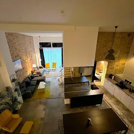 Sc 00 Loft By Rockchair L Superhost Status L Unique & Style Loft 230 Sqm 2 Floors Tablefootball Tabletennis 3 Bathrooms Boxspringbeds Welcomes You! Apartment Berlin