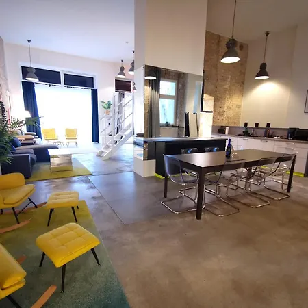 Sc 00 Loft By Rockchair L Superhost Status L Unique & Style Loft 230 Sqm 2 Floors Tablefootball Tabletennis 3 Bathrooms Boxspringbeds Welcomes You! * Berlin