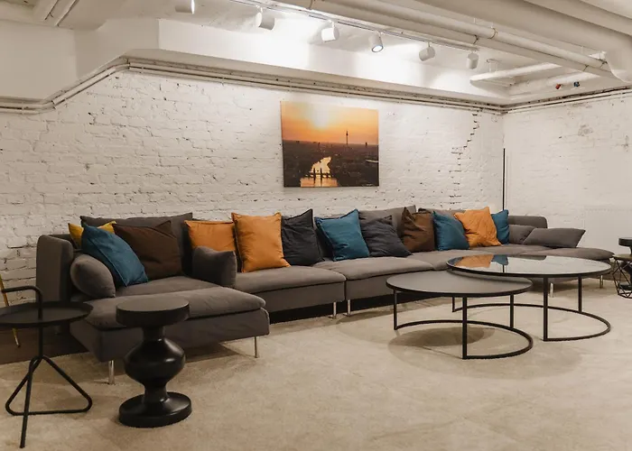 Sc 00 Loft By Rockchair L Superhost Status L Unique & Style Loft 230 Sqm 2 Floors Tablefootball Tabletennis 3 Bathrooms Boxspringbeds Welcomes You! * Berlin