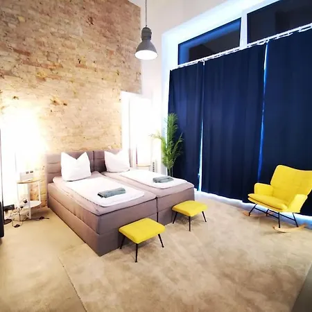 아파트 Sc 00 Loft By Rockchair L Superhost Status L Unique & Style Loft 230 Sqm 2 Floors Tablefootball Tabletennis 3 Bathrooms Boxspringbeds Welcomes You!
