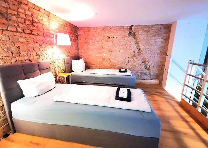 Sc 00 Loft By Rockchair L Superhost Status L Unique & Style Loft 230 Sqm 2 Floors Tablefootball Tabletennis 3 Bathrooms Boxspringbeds Welcomes You! Apartamento Berlín